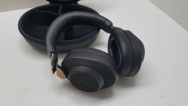 Jabra elite 85h kaina 2025