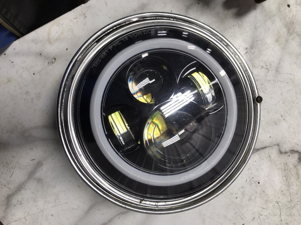 Automobilio LED žibintas